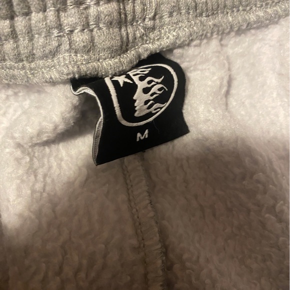 Hellstar Studio Sweatpants Size Medium - Picture 4 of 5